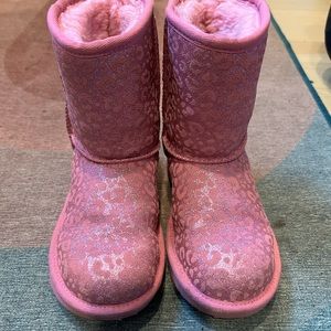 UGG classic pink sparkly leopard print boots, girls 2, excellent condition.